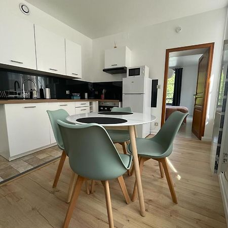 Appartement Le Petit Charcot Charleville-Mézières Екстериор снимка